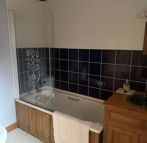 An Charraig * Killarney